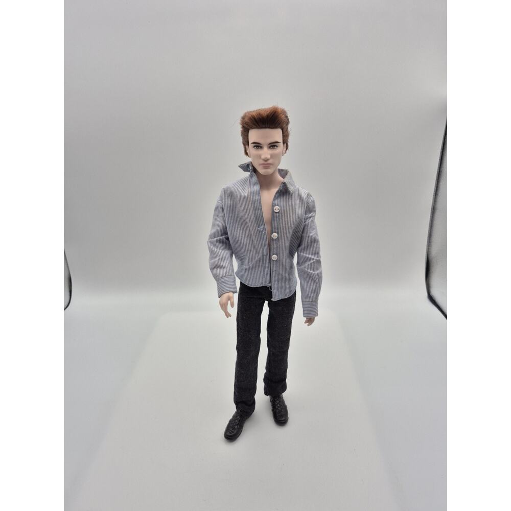Barbie Collector Twilight Saga Edward Cullen Ken Doll 2009 Mattel